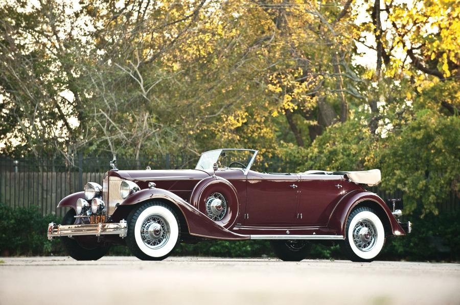 Packard Custom Twelve Sport Phaeton by Dietrich 1933 года  (фото 2 из 18)